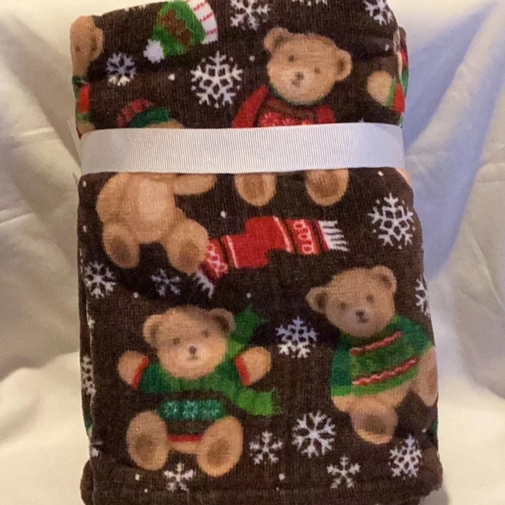 Cynthia Rowley Christmas Teddy Bear Hand Towels - set of 2